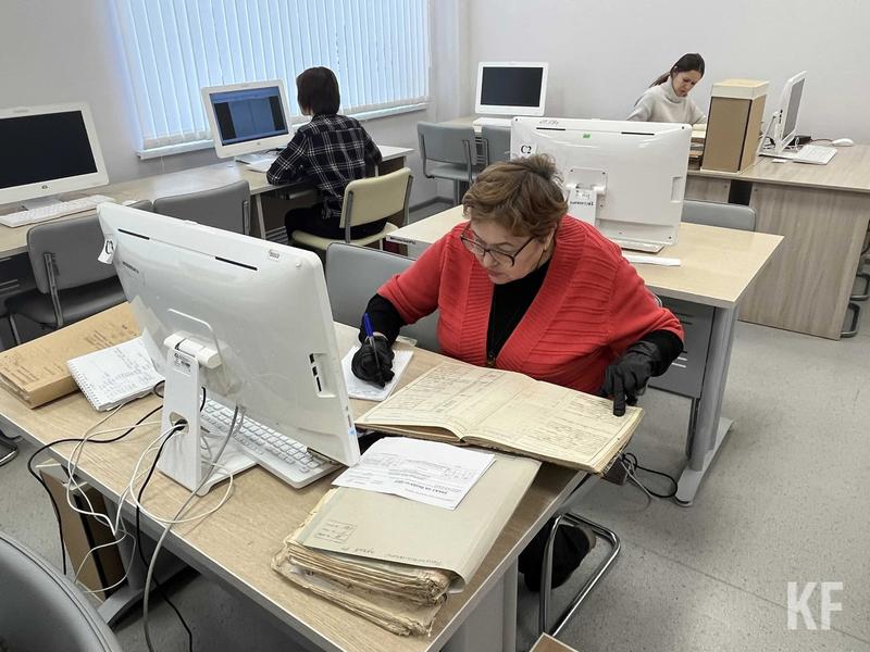 «Мы хотим сохранить историю Казани»: муниципальный архив собирает документальное наследие города