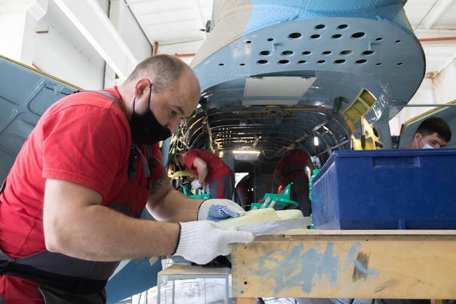 «Обороноспособность нашей страны во многом зависит от обеспечения технологического суверенитета»: Минниханов определил вектор развития экономики Татарстана