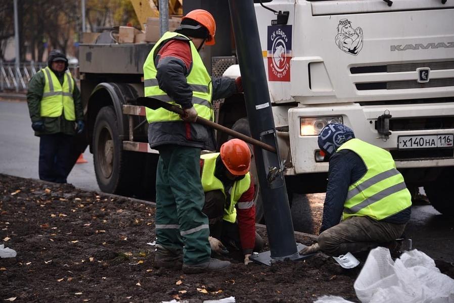 На проспекте Строителей в Нижнекамске установят магистральные опоры освещения, квартальные и торшерные светильники
