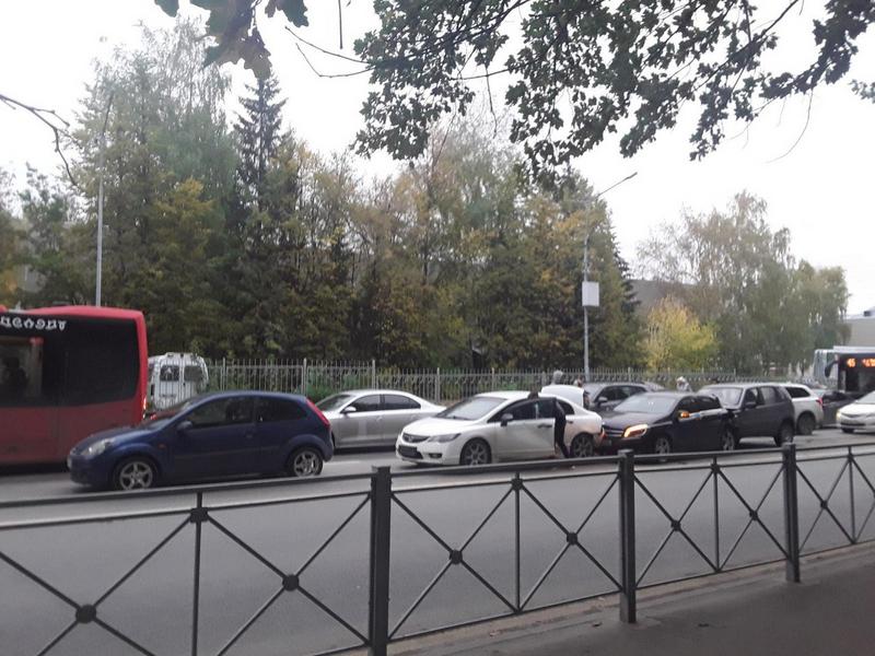 В Казани годовалый ребенок пострадал в ДТП с тремя машинами В Казани годовалый ребенок пострадал в ДТП с тремя машинами