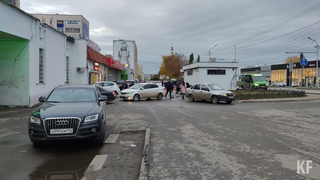 «Всё осталось как прежде»: планы по благоустройству улицы Герцена в Альметьевске так и не воплотились в жизнь