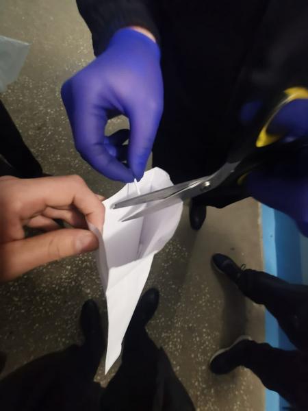 Участковые в Нижнекамске задержали в притоне трех наркоманов Участковые в Нижнекамске задержали в притоне трех наркоманов