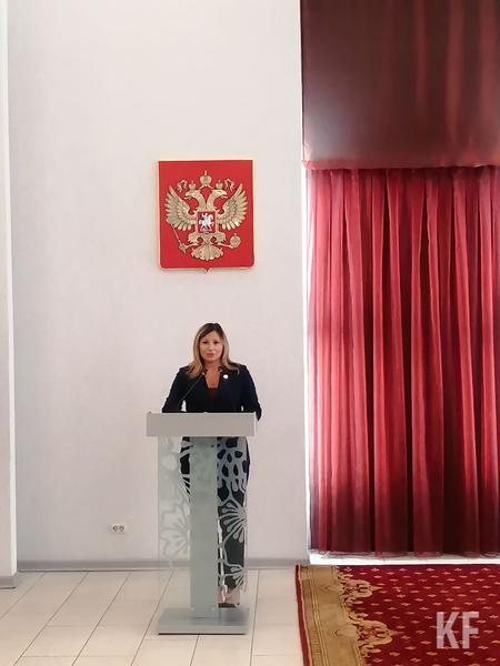 «Наши педагоги - наша гордость!»: в Челнах наградили работников образования