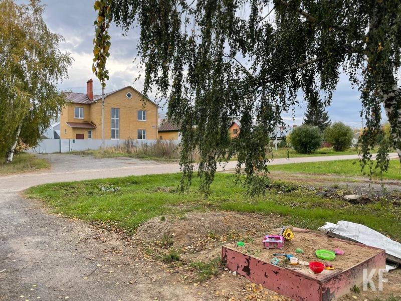 «Какой дурак сядет в машину, если он знает, что там бомба?»: родственники водителя фуры, взорвавшейся на Крымском мосту, уверены в невиновности Махира Юсубова