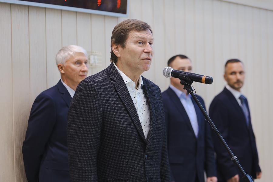 «Пусть это место остается центром притяжения»: бассейн «Оргсинтез» отметил 50-летие