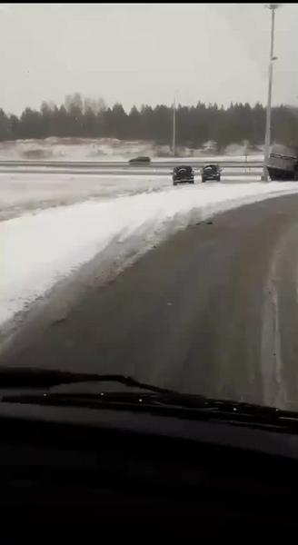 Последствия аварии с перевертышем в Елабужском районе - видео