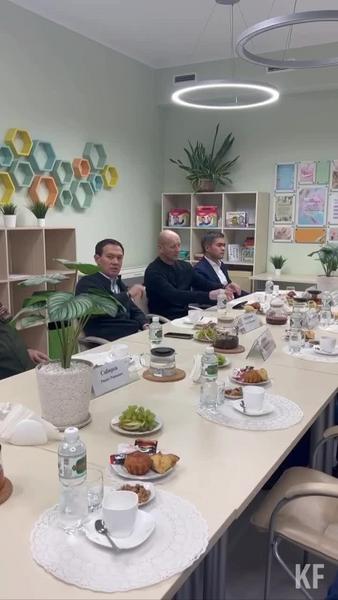 Помогающие бойцам волонтеры Альметьевска получили право бесплатного проезда