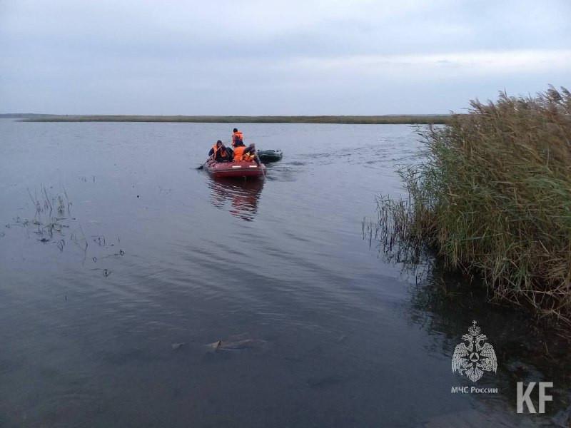 В Татарстане спасли заблудившегося в камышах рыбака В Татарстане спасли заблудившегося в камышах рыбака