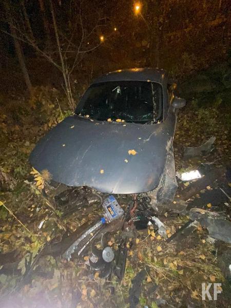 Автоледи на AUDI вылетела в кювет под Казанью, пострадала юная пассажирка иномарки Автоледи на AUDI вылетела в кювет под Казанью, пострадала юная пассажирка иномарки