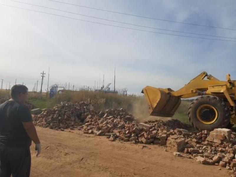 Жителям татарстанского села пришлось самим ремонтировать дороги