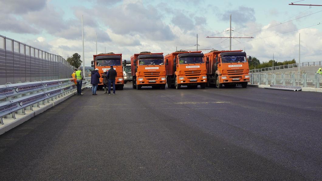 На Большом казанском кольце испытали на прочность автомобильный мост