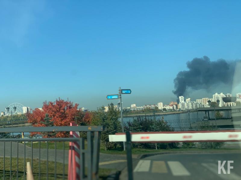 В Казани горят склады вблизи завода «Элекон»