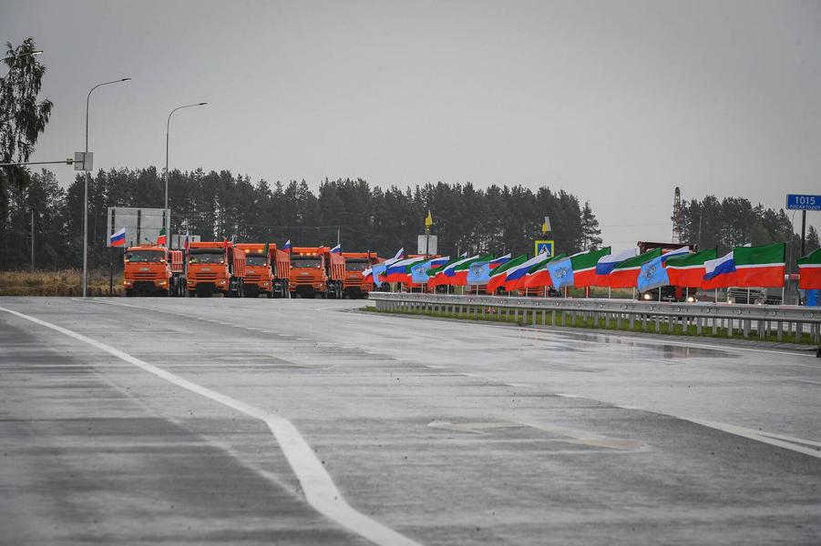 Минниханов запустил рабочее движение по новым развязкам на трассе М-7