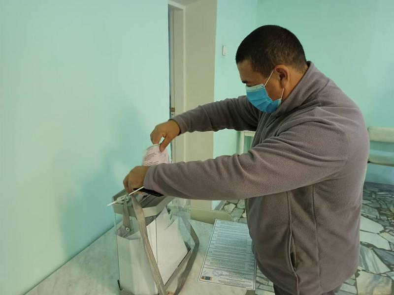 Не прерывая процедуры, в выборах участвуют пациенты нижнекамской больницы