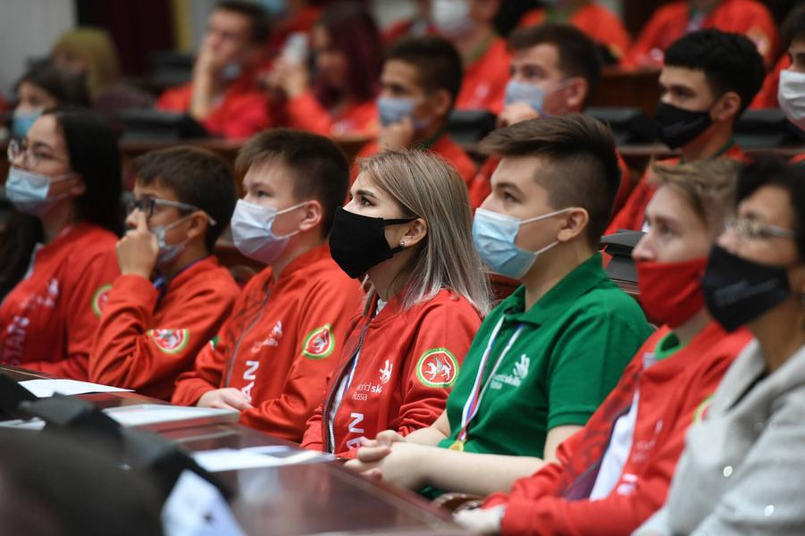 Минниханов: Победа сборной Татарстана в финале WorldSkills – это старт успешной карьеры и профессионализма