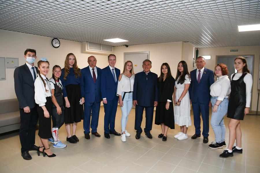 Минниханов оценил новое студобщежитие казанского Энергоуниверситета