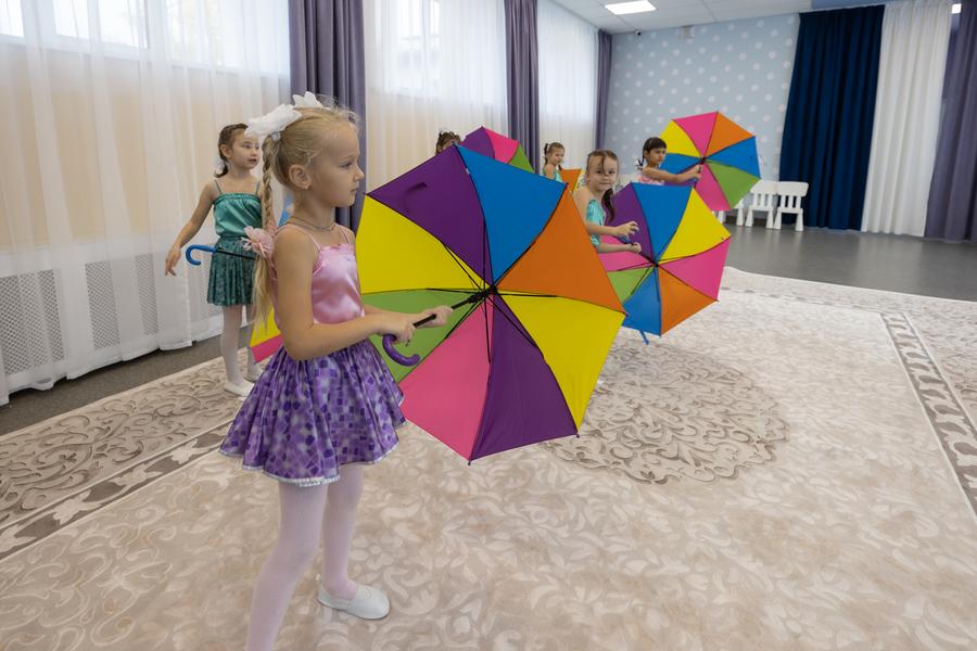 После капремонта в Казани открылся детсад «Малышок», где учат делать мультики и бонсай