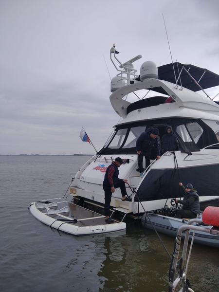 Спешившая в Сочи яхта села на мель в Татарстане