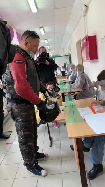 Байкеры из мотоклуба «Ночные волки» проголосовали в Казани на выборах в Госдуму России