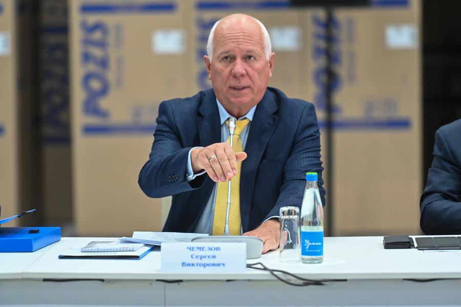 Минниханов заявил о создании специального учебного центра для ОПК Минниханов заявил о создании специального учебного центра для ОПК