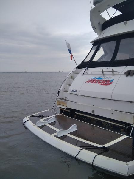 Спешившая в Сочи яхта села на мель в Татарстане