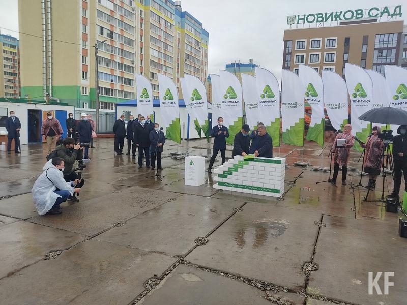 Минтимер Шаймиев и Рустам Минниханов дали старт строительству полилингвальной школы «Адымнар» в Альметьевске