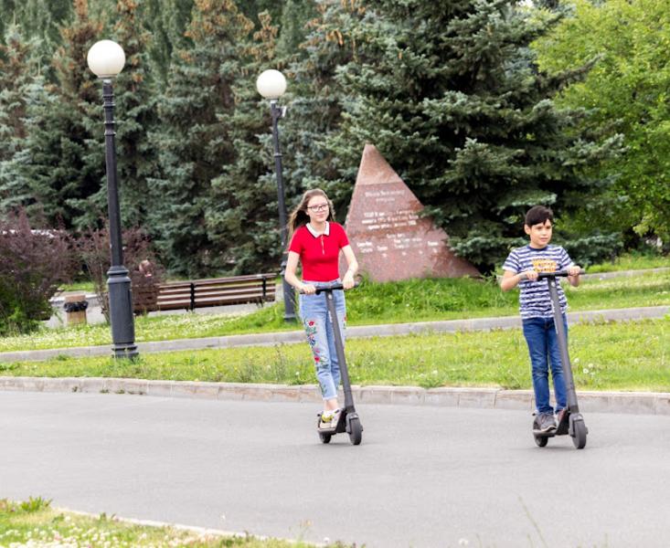 Женщины против электросамокатов, а мужчинам они не мешают: татарстанцы высказались о проблеме нового транспорта Женщины против электросамокатов, а мужчинам они не мешают: татарстанцы высказались о проблеме нового транспорта