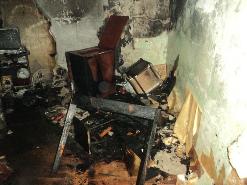 На пожаре в доме на Голубятникова в Казани спасли 3 человек: один пострадал