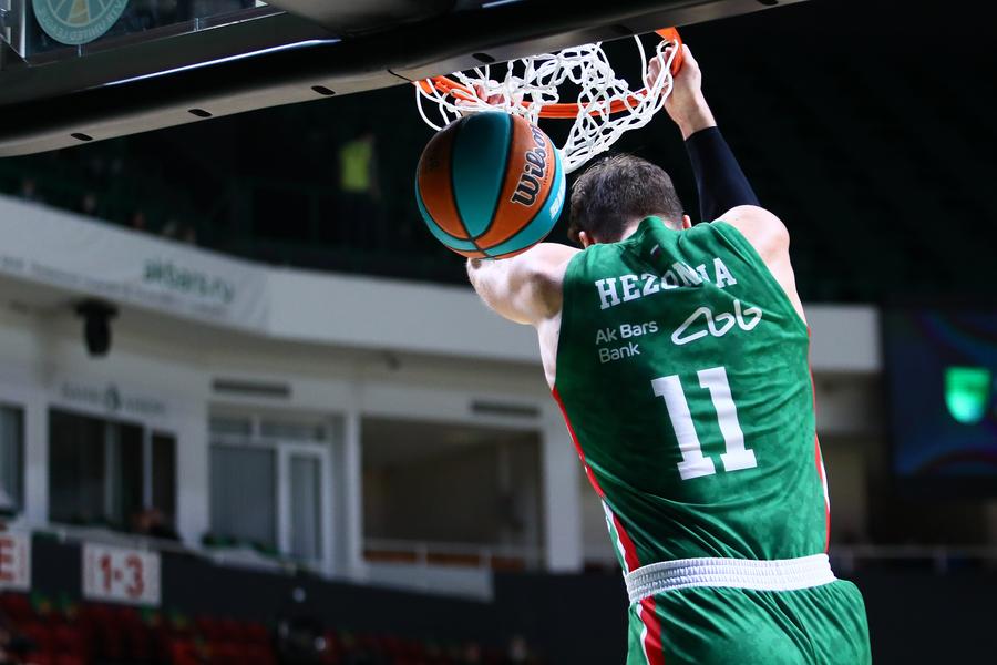 УНИКС на классе разобрался с «Зеленой-Гурой». Пока казанцам не хватает химии