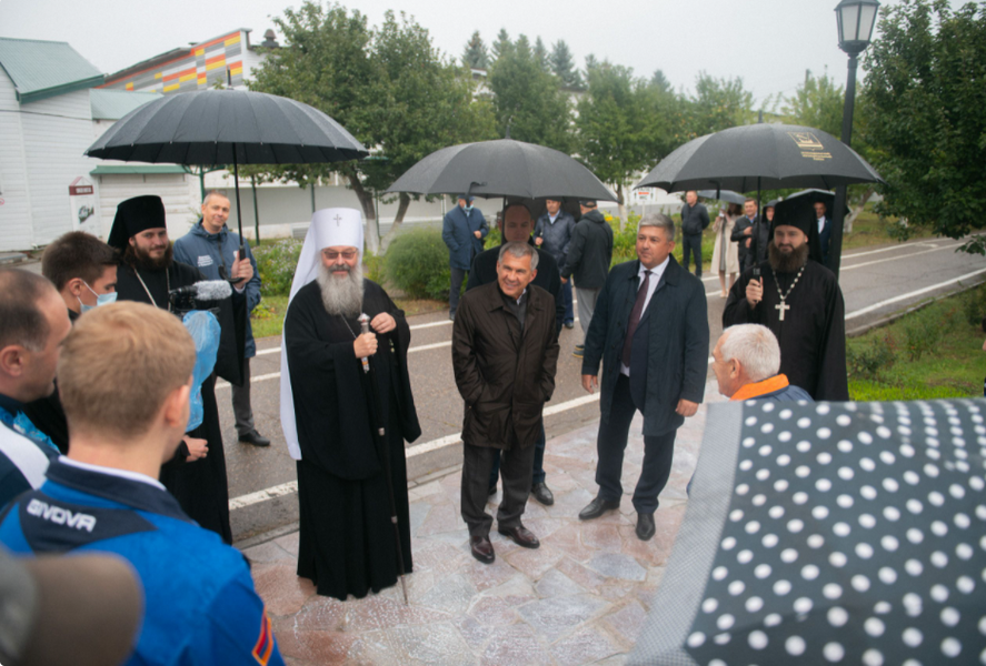 Минниханов поздравил татарстанцев с юбилейной датой возрождения Раифского монастыря