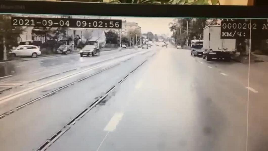В Ассоциации АТП прокомментировали видео с упавшим кондуктором в казанском автобусе