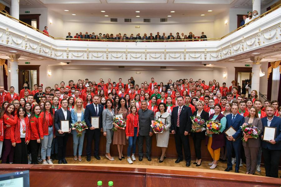 Минниханов: Победа сборной Татарстана в финале WorldSkills – это старт успешной карьеры и профессионализма