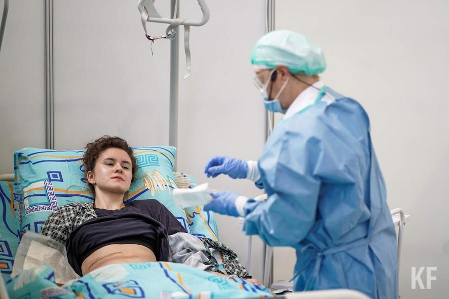 Лекарство за миллионы или бесплатно: до октября льготникам необходимо сделать выбор между соцпакетом или ежемесячными выплатами