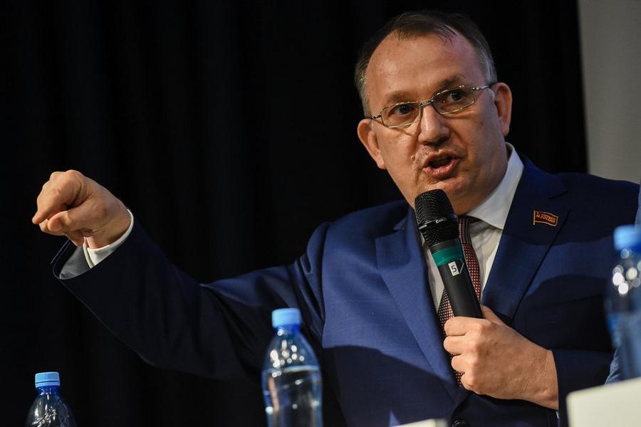 Госсовет Татарстана назначил нового вице-премьера – он будет курировать восстановление Лисичанска Госсовет Татарстана назначил нового вице-премьера – он будет курировать восстановление Лисичанска