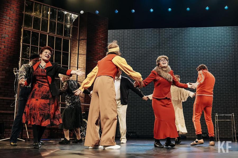 Долгожданная премьера «Муть. Мухаджиры» и участие в Александрийском фестивале: театр Камала открывает новый сезон