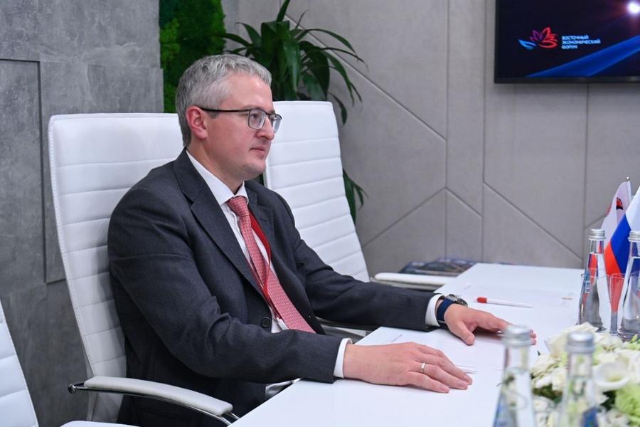 Рустам Минниханов встретился с губернатором Камчатского края Владимиром Солодовым