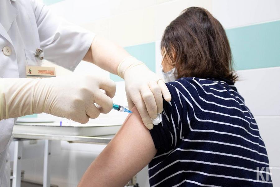 «Только придите, только провакцинируйтесь»: в Татарстане выросла заболеваемость COVID-19