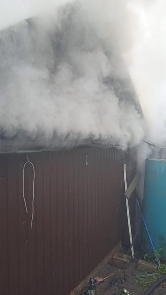 В «Стройиндустрии» в Нижнекамском районе сгорели баня и дровяник