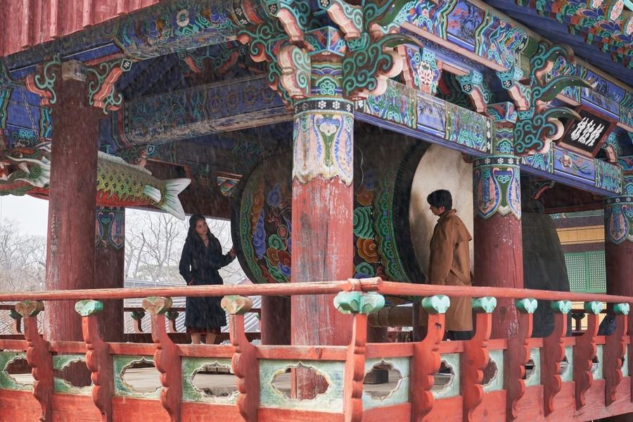 «Решение уйти»: нежный сюрреализм от создателя жесткого «Олдбоя» «Решение уйти»: нежный сюрреализм от создателя жесткого «Олдбоя»