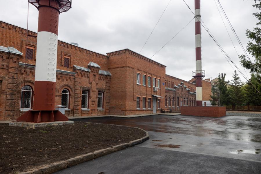 Метшин перед отопительным сезоном осмотрел обновленную котельную на улице Музыкальной