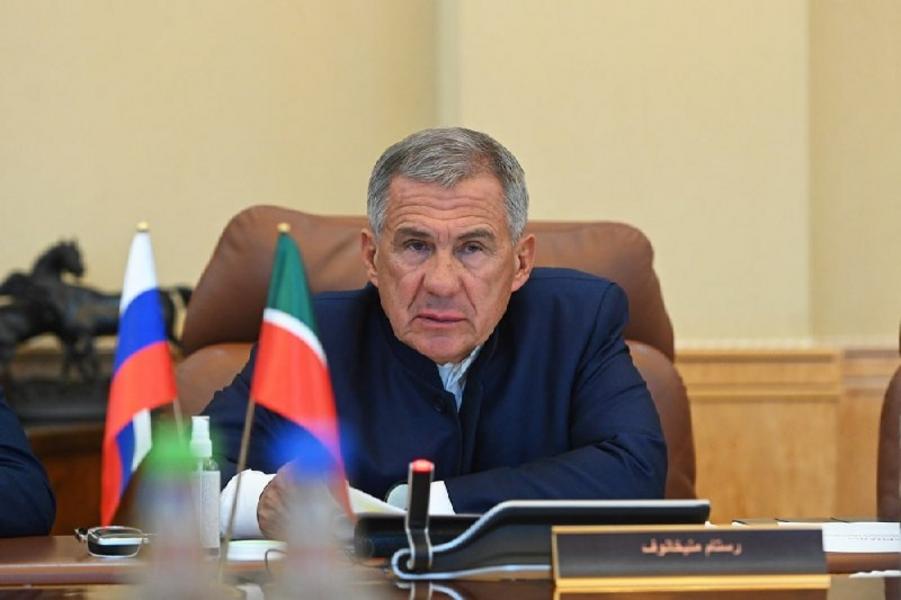 Минниханов обсудил вопросы взаимодействия по линии группы «Россия – Исламский мир» с делегацией из Палестины