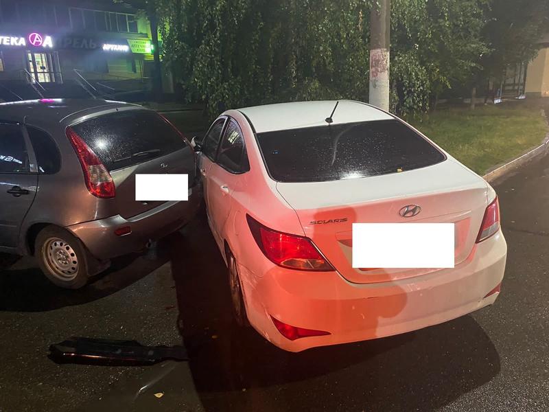 Водитель на «Солярисе» в Нижнекамске спровоцировал аварию с участием ...