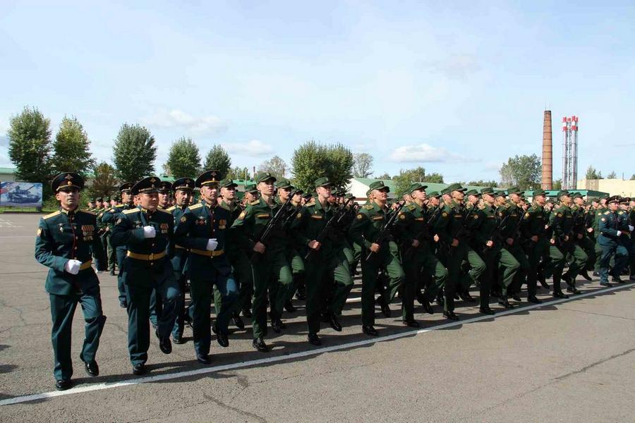 «Курсанты Казанского танкового училища по праву являетесь наследниками славных героических традиций многих поколений»