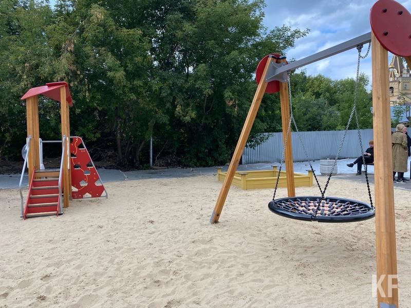 В Казани прошла приемка двора, благоустроенного по программе «Наш двор»