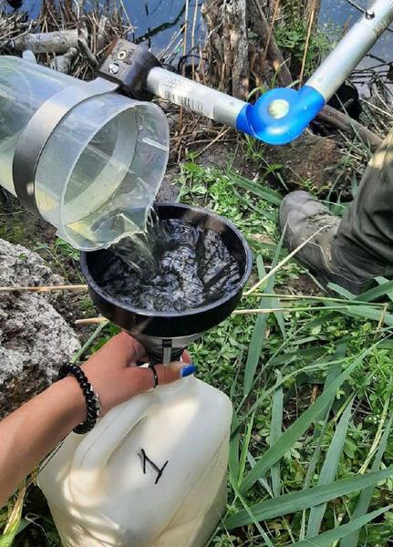 Экологи отобрали пробы воды в «покрасневшем» казанском озере