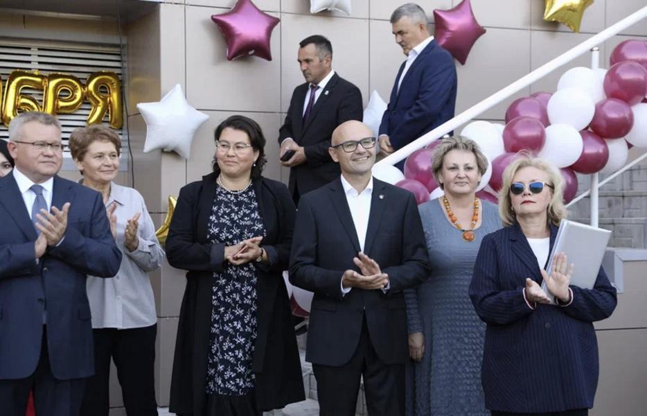 В лицее КНИТУ открылся первый в Казани «Сибур-класс»