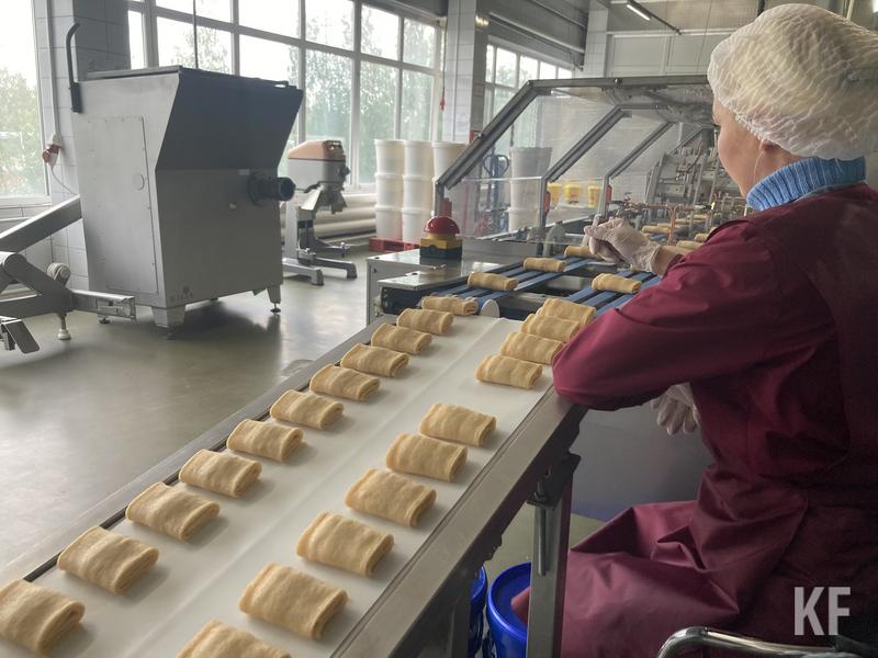 «Практически 110 тысяч детей ежедневно получает питание от комбината»