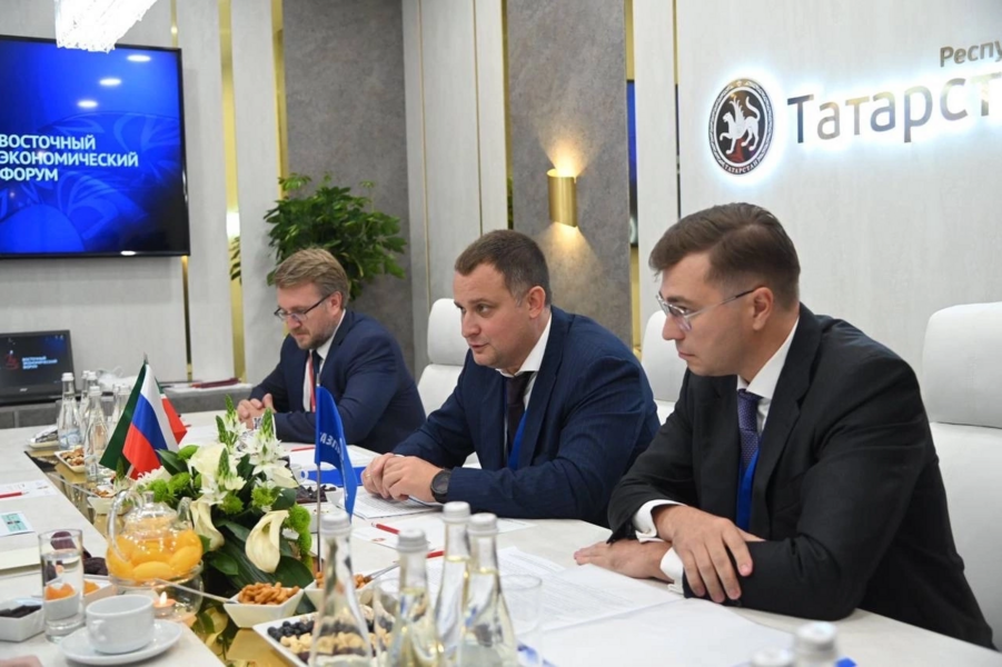 Рустам Минниханов встретился с первым вице-президентом Газпромбанка Павлом Бруссером