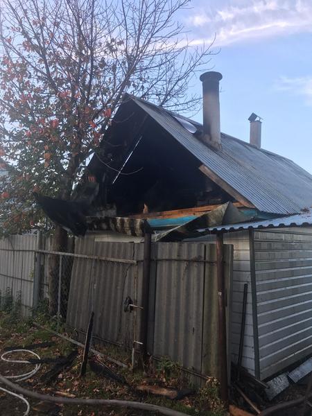 Дознаватели расследуют причину произошедшего в Альметьевском районе пожара