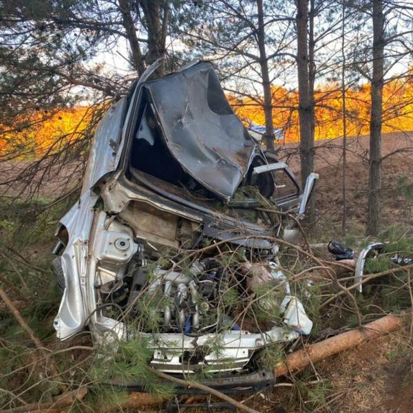 На трассе Челны – Сарманово​ столкнулись лоб в лоб две легковушки